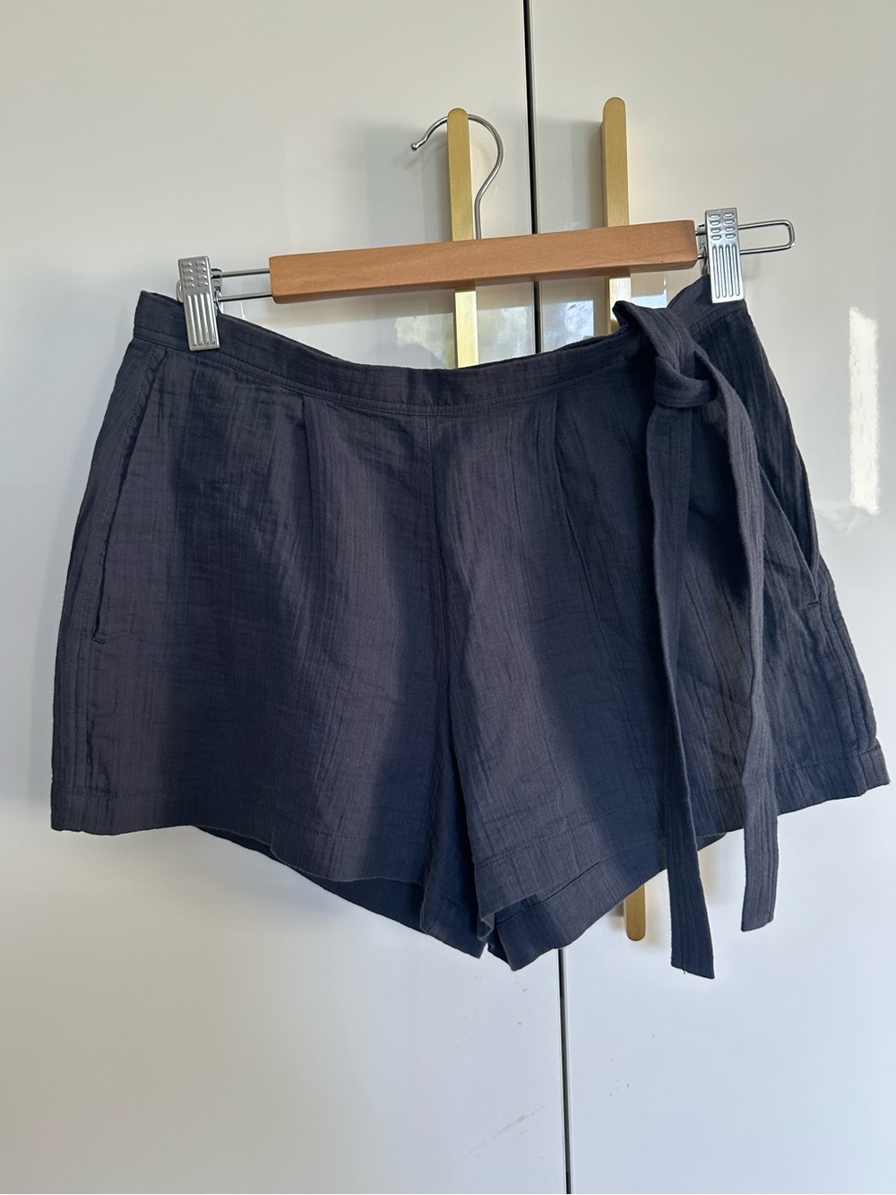 Community 100% organic cotton shorts XS